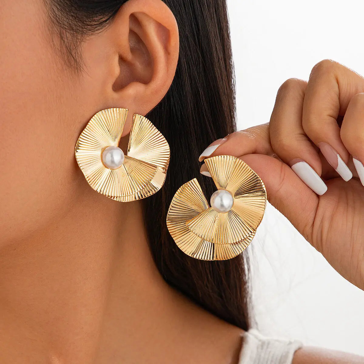 Aurora Shell Studs