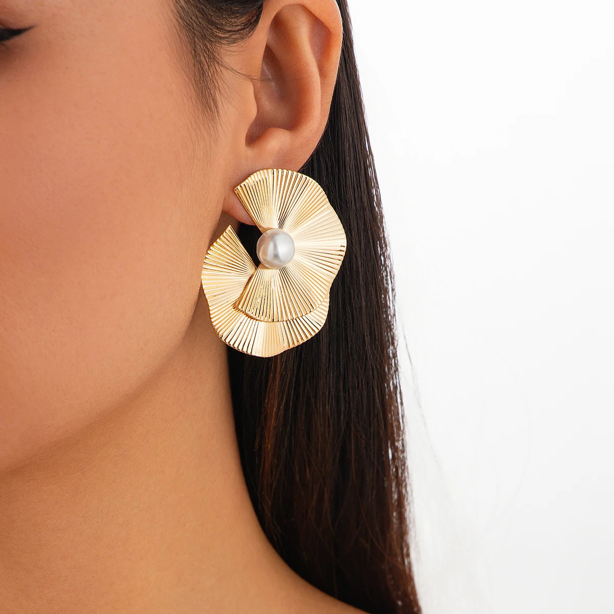 Aurora Shell Studs