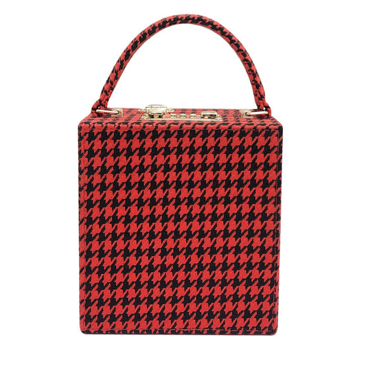 The Clé Rouge Trunk Bag