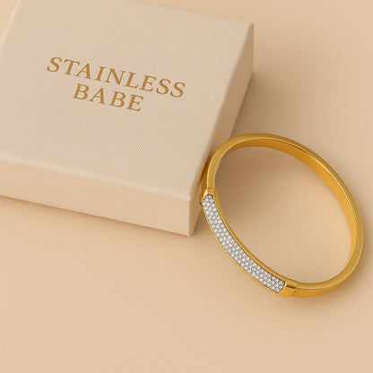 The Valencia Diamond-Edge Bangle