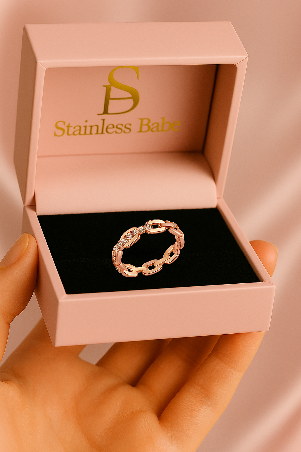 Vivienne™ Ring