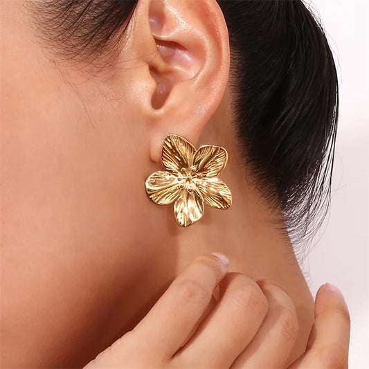 Eterna Bloom Studs