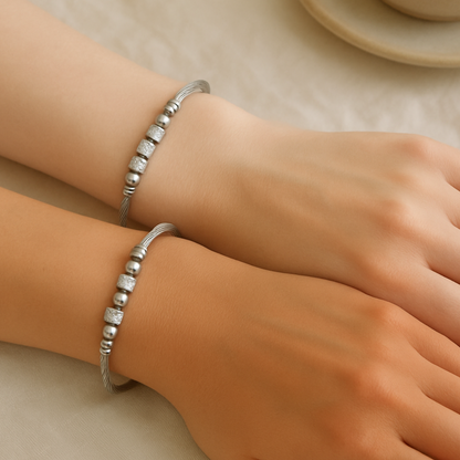 The Valencia Diamond-Edge Bangle