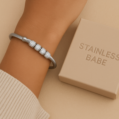 The Valencia Diamond-Edge Bangle