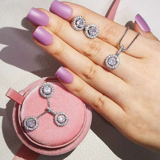 The Éternelle Collection