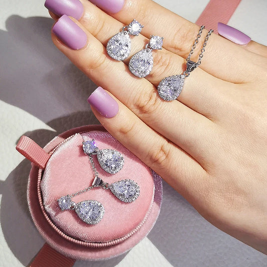 The Éternelle Collection